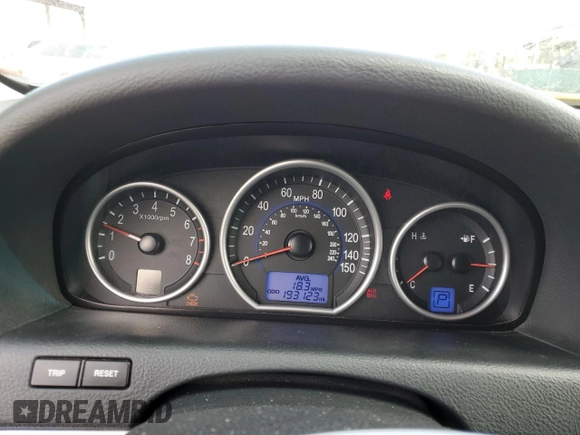 2012 Hyundai Veracruz Limited with VIN KM8NUDCC6CU182707, listed as a Copart auction lot 49822935 with 193,123 mi miles and Clean title. Bid and sale history available at DreamBid. Image 9.