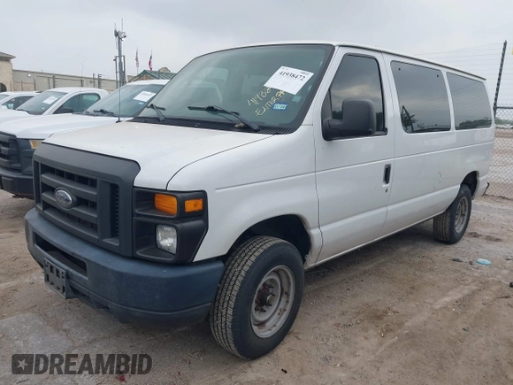 2014 Ford Econoline Passenger XL with VIN 1FBNE3BL7EDA33078, listed as a IAAI auction lot 41938472 with 191,745 mi miles. Bid and sale history available at carsss.com. Image 17.