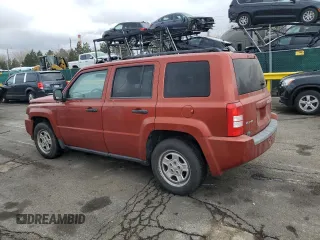 2008 Jeep Patriot Sport with VIN 1J8FF28W08D660744, listed as a Copart auction lot 51783135 with 196,158 mi miles and Salvage Title. Bid and sale history available at carsss.com. Image 2.