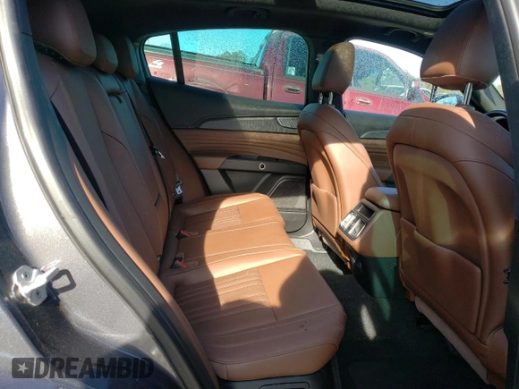 2023 Maserati Grecale GT z VIN ZN682AVA6P7418308, wystawiony jako Copart lot #88347945 z przebiegiem 4 658 mil mil oraz Szkoda całkowita • Salvage title. Historia ofert i sprzedaży dostępna na DreamBid. Obrazek 11.