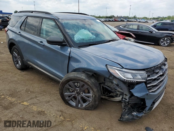 2025 Ford Explorer Active with VIN 1FMUK8DH1SGA07877, listed as a Copart auction lot 60504055 with Not provided miles and Clean title. Bid and sale history available at DreamBid. Image 4.