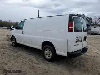 2005 Chevrolet Express Cargo Van with VIN 1GCFG15X651115978, listed as a Copart auction lot 88572355 with 149,920 mi miles and Salvage Title. Bid and sale history available at carsss.com. Image 2.