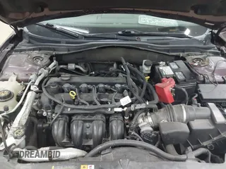 2011 Ford Fusion SE with VIN 3FAHP0HAXBR308930, listed as a IAAI auction lot 42028352 with 116,116 mi miles. Bid and sale history available at carsss.com. Image 10.