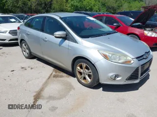 2014 Ford Focus SE with VIN 1FADP3F22EL295718, listed as a IAAI auction lot 41989979 with 209,275 mi miles. Bid and sale history available at carsss.com. Image 1.