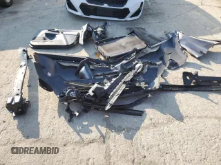 2015 Toyota RAV4 XLE z VIN 2T3RFREV8FW358451, wystawiony jako Copart lot #59803665 z przebiegiem 149 776 mil mil oraz Szkoda całkowita • Salvage title. Historia ofert i sprzedaży dostępna na DreamBid. Obrazek 13.