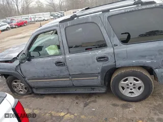 2004 Chevrolet Tahoe LT with VIN 1GNEC13Z24J330050, listed as a IAAI auction lot 41802659 with 278,497 mi miles. Bid and sale history available at carsss.com. Image 14.