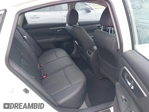 2016 Nissan Altima SR with VIN 1N4AL3AP8GC159145, listed as a IAAI auction lot 42188690 with 28,403 mi miles and . Bid and sale history available at DreamBid. Image 8.