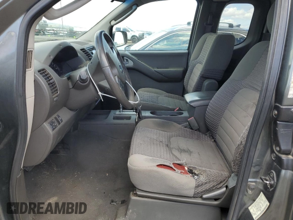 2007 Nissan Frontier SE z VIN 1N6AD06U77C418922, wystawiony jako Copart lot #56603015 z przebiegiem 354 484 mil mil oraz Szkoda całkowita • Salvage title. Historia ofert i sprzedaży dostępna na DreamBid. Obrazek 7.