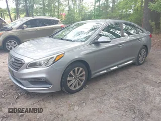 2015 Hyundai Sonata Limited with VIN 5NPE34AF3FH212491, listed as a IAAI auction lot 42195860 with 139,268 mi miles and . Bid and sale history available at carsss.com. Image 2.
