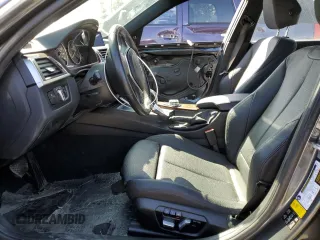 2017 BMW 3 Series 330i xDrive z VIN WBA8D9G3XHNU65604, wystawiony jako Copart lot #49006935 z przebiegiem 86 739 mil mil oraz Szkoda całkowita • Salvage title. Historia ofert i sprzedaży dostępna na DreamBid. Obrazek 7.