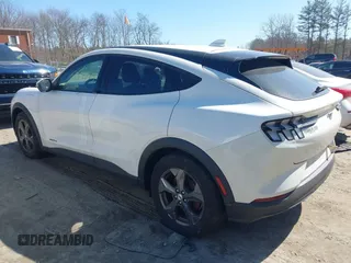 2022 Ford Mustang Mach-E Select z VIN 3FMTK1SS2NMA17717, wystawiony jako IAAI lot #41737529 z przebiegiem Nie podano mil oraz . Historia ofert i sprzedaży dostępna na DreamBid. Obrazek 3.