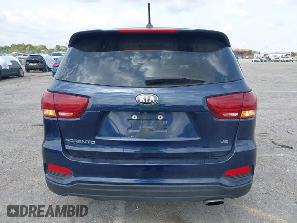 2019 Kia Sorento LX V6 with VIN 5XYPG4A57KG490476, listed as a IAAI auction lot 41867031 with 122,606 mi miles. Bid and sale history available at carsss.com. Image 16.