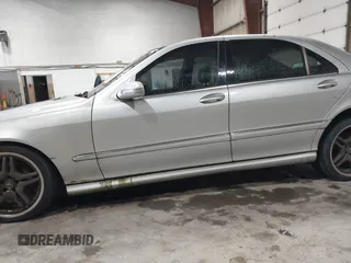 2002 Mercedes-Benz S 5.0L with VIN WDBNG75J22A283234, listed as a IAAI auction lot 42191291 with Not Provided miles. Bid and sale history available at carsss.com. Image 12.