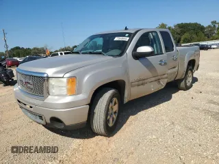 2007 GMC Sierra Denali z VIN 2GTEK638671693790, wystawiony jako Copart lot #77848654 z przebiegiem 285 027 mil mil oraz Szkody całkowita. Historia ofert i sprzedaży dostępna na DreamBid. Obrazek 1.