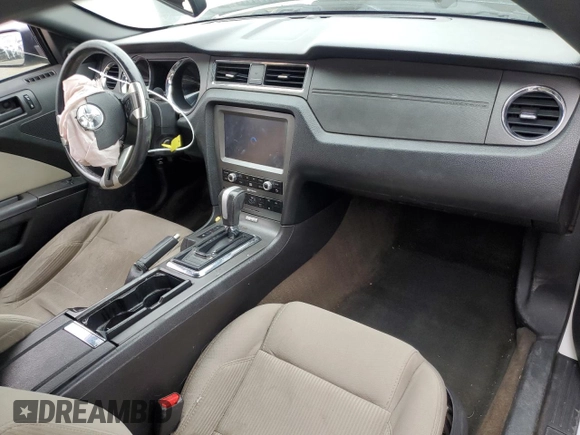 2013 Ford Mustang V6 with VIN 1ZVBP8AM4D5262212, listed as a Copart auction lot 51121685 with Not Provided miles and Salvage Title. Bid and sale history available at carsss.com. Image 8.