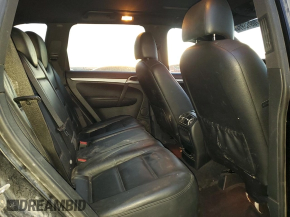 2008 Porsche Cayenne z VIN WP1AB2P48LA50659, wystawiony jako Copart lot #70915814 z przebiegiem 157 374 mil mil oraz Czysty tytuł • Clean title. Historia ofert i sprzedaży dostępna na DreamBid. Obrazek 11.