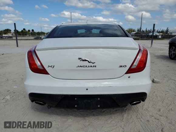 2018 Jaguar XJ with VIN SAJWA1C74J8W15533, listed as a Copart auction lot 74861673 with 46,399 mi miles. Bid and sale history available at carsss.com. Image 6.