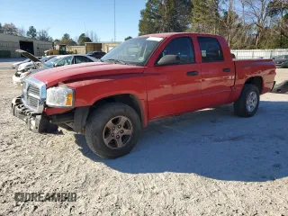 2006 Dodge Dakota ST with VIN 1D7HE28K56S533471, listed as a Copart auction lot 83462934 with 114,097 mi miles and Salvage Title. Bid and sale history available at carsss.com. Image 1.
