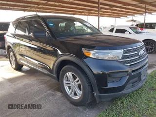 2022 Ford Explorer XLT z VIN 1FMSK7DH6NGB80011, wystawiony jako IAAI lot #41930773 z przebiegiem 45 338 mil mil oraz . Historia ofert i sprzedaży dostępna na DreamBid. Obrazek 1.