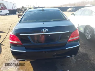 2011 Hyundai Equus Signature with VIN KMHGH4JF2BU033929, listed as a IAAI auction lot 41415879 with 149,149 mi miles and . Bid and sale history available at DreamBid. Image 16.