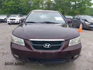 2006 Hyundai Sonata GLS z VIN KMHEU46CX6A075483, wystawiony jako IAAI lot #42376793 z przebiegiem 104 751 mil mil oraz . Historia ofert i sprzedaży dostępna na DreamBid. Obrazek 12.