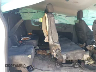 2017 Ford Transit XL z VIN 1FBZX2ZM5HKA20642, wystawiony jako IAAI lot #41835260 z przebiegiem Nie podano mil oraz . Historia ofert i sprzedaży dostępna na DreamBid. Obrazek 8.