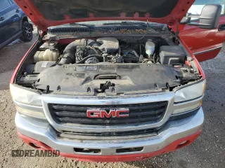 2006 GMC Sierra 2500HD SLT z VIN 1GTHK29D86E204359, wystawiony jako Copart lot #50213335 z przebiegiem 342 210 mil mil oraz Szkoda całkowita • Salvage title. Historia ofert i sprzedaży dostępna na DreamBid. Obrazek 11.
