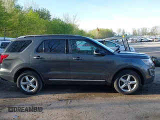 2016 Ford Explorer XLT with VIN 1FM5K8DH6GGC38012, listed as a IAAI auction lot 42145240 with 97,858 mi miles and . Bid and sale history available at carsss.com. Image 13.