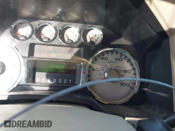 2008 Ford F-250 XL with VIN 1FTSW215X8EC51667, listed as a IAAI auction lot 41621850 with 231,325 mi miles and . Bid and sale history available at DreamBid. Image 15.