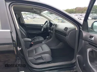 2014 Volkswagen Jetta TDI w/Sunroof & Nav with VIN 3VWPL7AJ9EM609661, listed as a IAAI auction lot 42600438 with 105,958 mi miles and . Bid and sale history available at DreamBid. Image 5.
