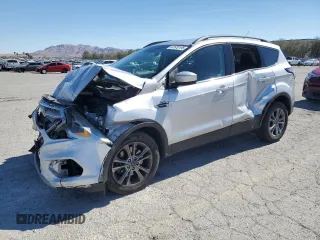 2017 Ford Escape SE with VIN 1FMCU9G90HUA39911, listed as a Copart auction lot 47670195 with 124,269 mi miles and Salvage Title. Bid and sale history available at carsss.com. Image 1.