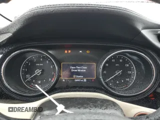 2020 Buick Encore GX Select with VIN KL4MMESL4LB131624, listed as a Copart auction lot 61785604 with 24,997 mi miles and Salvage title. Bid and sale history available at DreamBid. Image 9.
