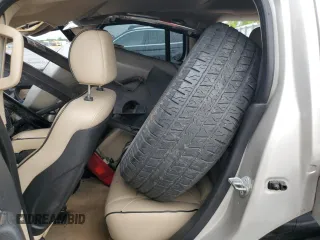 2007 Hummer H3 SUV с VIN 5GTDN13E678103038, выставлен на аукционе Copart как лот 59157695 с пробегом Не указан миль и Списание • Salvage title. История ставок и продаж доступна на DreamBid. Изображение 11.