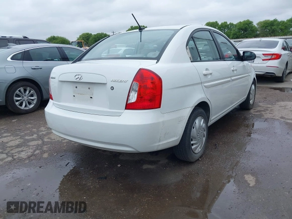 2009 Hyundai Accent Auto GLS with VIN KMHCN46C19U351198, listed as a IAAI auction lot 41896018 with 205,594 mi miles. Bid and sale history available at carsss.com. Image 4.