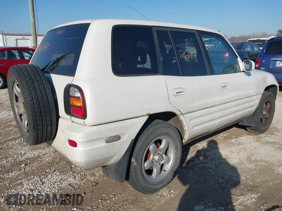 2000 Toyota RAV4 with VIN JT3GP10VXY7065795, listed as a IAAI auction lot 41792644 with 176,444 mi miles and . Bid and sale history available at DreamBid. Image 4.