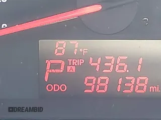 2014 Kia Sorento LX with VIN 5XYKTDA72EG537585, listed as a IAAI auction lot 42647961 with 98,138 mi miles and . Bid and sale history available at DreamBid. Image 7.