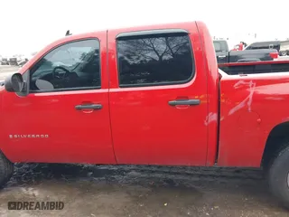 2007 Chevrolet Silverado 1500 LS with VIN 2GCEK13C771669957, listed as a IAAI auction lot 41469542 with 169,857 mi miles. Bid and sale history available at carsss.com. Image 14.