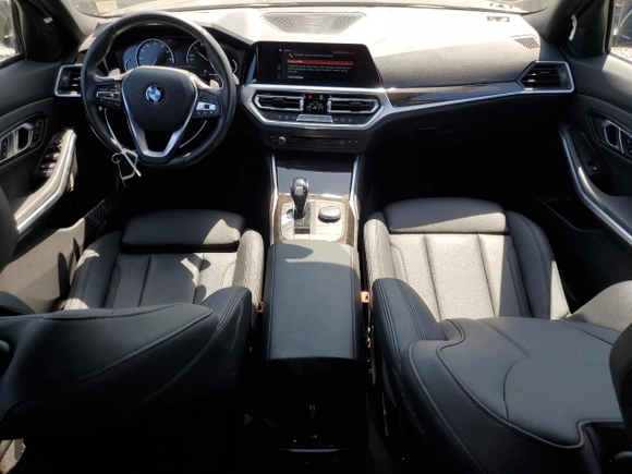 2020 BMW 3 Series 330i with VIN WBA5R1C05LFH45373, listed as a Copart auction lot 62196625 with 37,732 mi miles and Salvage title. Bid and sale history available at DreamBid. Image 8.