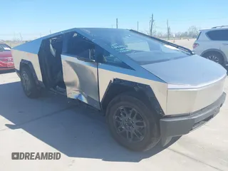 2024 Tesla Cybertruck z VIN 7G2CEHED8RA029960, wystawiony jako IAAI lot #41829549 z przebiegiem 5 161 mil mil oraz . Historia ofert i sprzedaży dostępna na DreamBid. Obrazek 1.