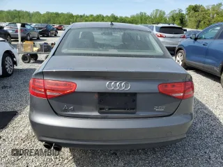 2014 Audi A4 Premium z VIN WAUBFAFL6EN039875, wystawiony jako Copart lot #53601955 z przebiegiem 135 115 mil mil oraz Szkoda całkowita • Salvage title. Historia ofert i sprzedaży dostępna na DreamBid. Obrazek 6.