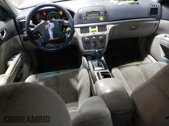2006 Hyundai Sonata GLS with VIN 5NPEU46F66H105800, listed as a Copart auction lot 42696035 with 211,830 mi miles and Salvage Title. Bid and sale history available at DreamBid. Image 8.