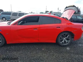 2015 Dodge Charger RT with VIN 2C3CDXCT8FH735687, listed as a IAAI auction lot 41568139 with 149,047 mi miles. Bid and sale history available at carsss.com. Image 6.