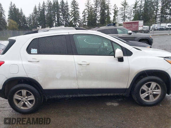 2021 Chevrolet Trax LT with VIN KL7CJPSB9MB331460, listed as a IAAI auction lot 42019002 with 91,135 mi miles. Bid and sale history available at carsss.com. Image 13.
