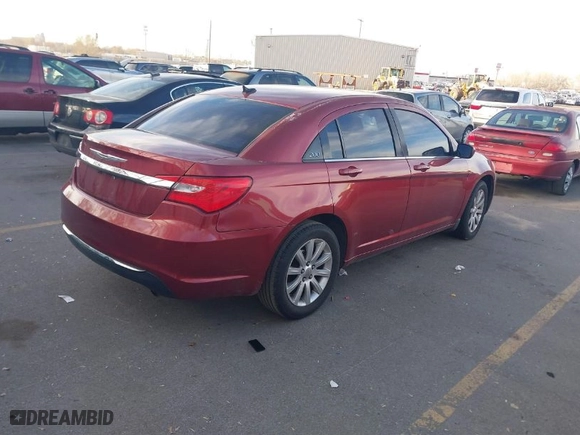 2013 Chrysler 200 Touring with VIN 1C3CCBBB1DN505413, listed as a IAAI auction lot 41893598 with 128,271 mi miles. Bid and sale history available at carsss.com. Image 4.