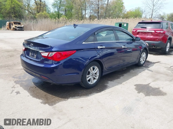 2013 Hyundai Sonata GLS with VIN 5NPEB4AC5DH802732, listed as a IAAI auction lot 42036843 with 103,165 mi miles and . Bid and sale history available at carsss.com. Image 4.