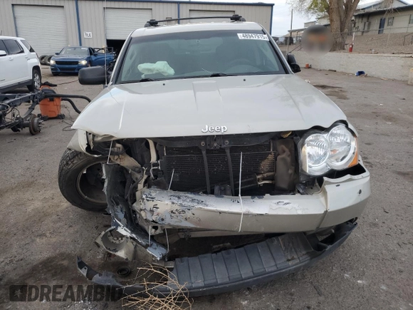 2010 Jeep Grand Cherokee Laredo with VIN 1J4PR4GK8AC111117, listed as a Copart auction lot 48947915 with 152,293 mi miles and Salvage Title. Bid and sale history available at carsss.com. Image 5.