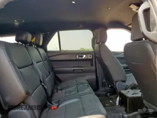 2022 Ford Police Interceptor Utility z VIN 1FM5K8AB3NGA47743, wystawiony jako Copart lot #57174145 z przebiegiem 71 935 mil mil oraz Czysty tytuł • Clean title. Historia ofert i sprzedaży dostępna na DreamBid. Obrazek 11.