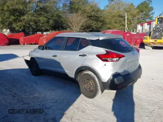 2019 Nissan Kicks S with VIN 3N1CP5CU3KL536633, listed as a IAAI auction lot 41740467 with 112,413 mi miles. Bid and sale history available at carsss.com. Image 3.
