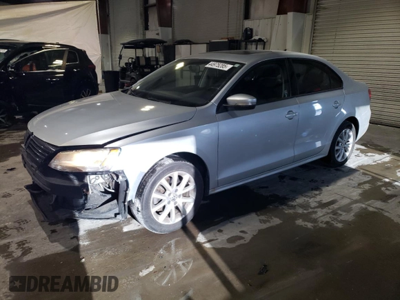 2012 Volkswagen Jetta Sedan SE w/Convenience & Sunroof PZEV with VIN 3VWBP7AJ6CM306185, listed as a Copart auction lot 44975285 with 104,472 mi miles and Clean Title. Bid and sale history available at carsss.com. Image 1.
