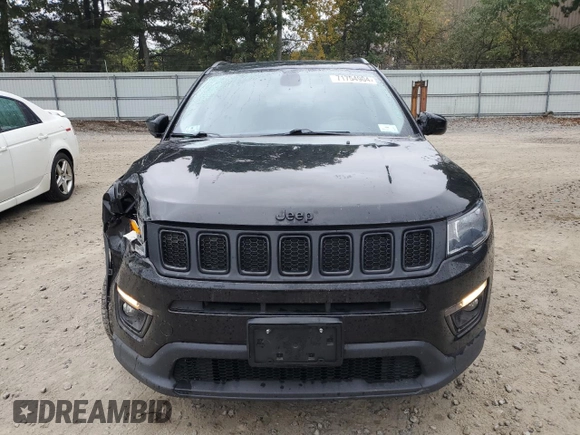 2020 Jeep Compass Latitude z VIN 3C4NJDBB2LT148795, wystawiony jako Copart lot #71754904 z przebiegiem 74 822 mil mil oraz Szkoda całkowita • Salvage title. Historia ofert i sprzedaży dostępna na DreamBid. Obrazek 5.